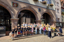 Chorauftritt auf dem Marktplatz